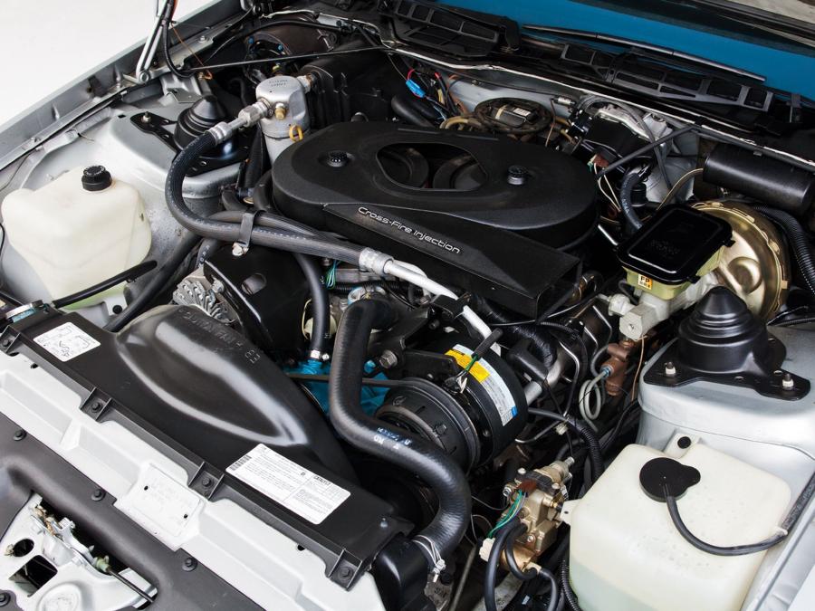  Chevrolet Camaro Z28 T-Top 1982 года  (фото 7 из 12)
